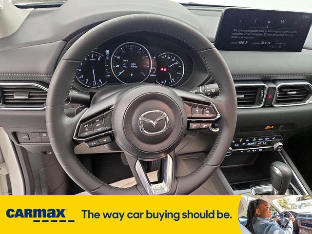Photo of 2022 White Mazda CX-5