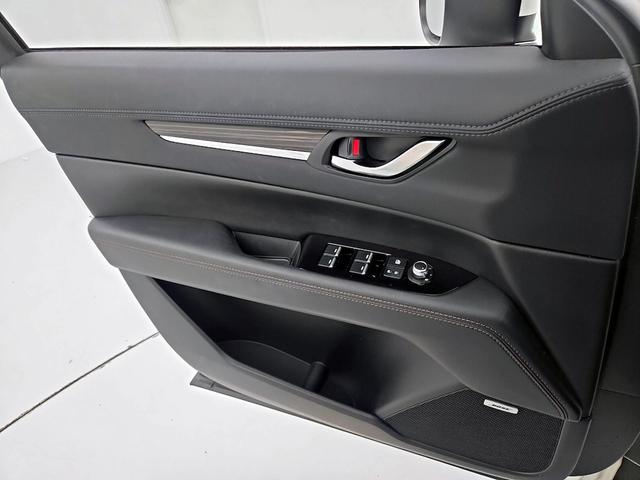 Photo of 2022 White Mazda CX-5