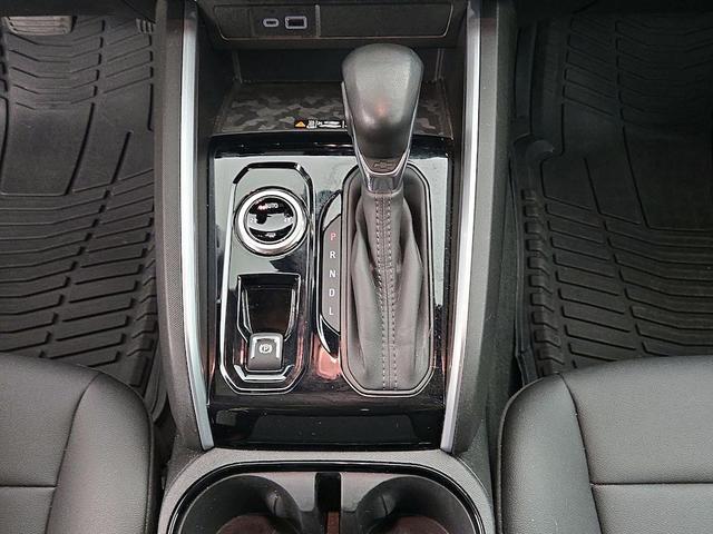 Photo of 2024 Gray Chevrolet Colorado