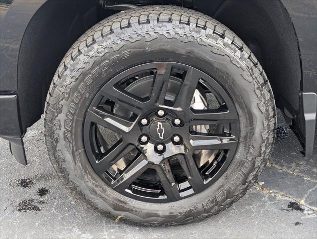 Photo of 2025 Black Chevrolet Silverado 1500