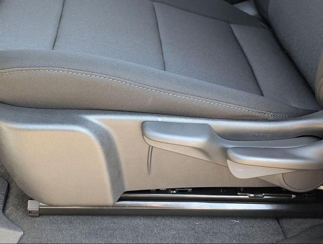 Photo of 2026 Summit White Chevrolet Colorado