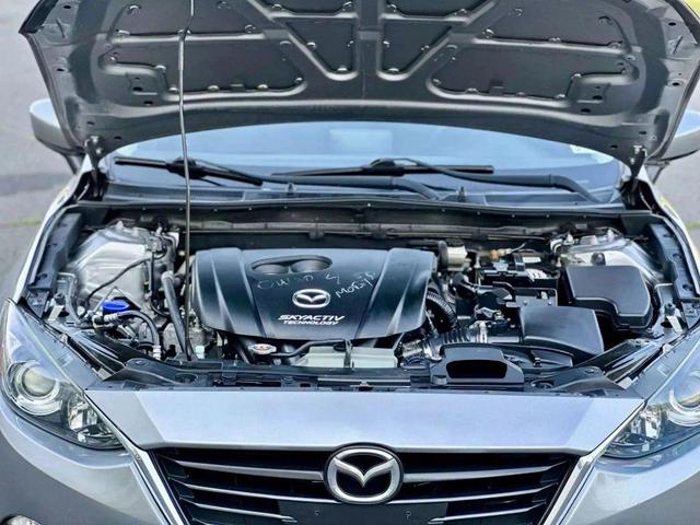 Photo of 2015 Liquid Silver Metallic Mazda Mazda3