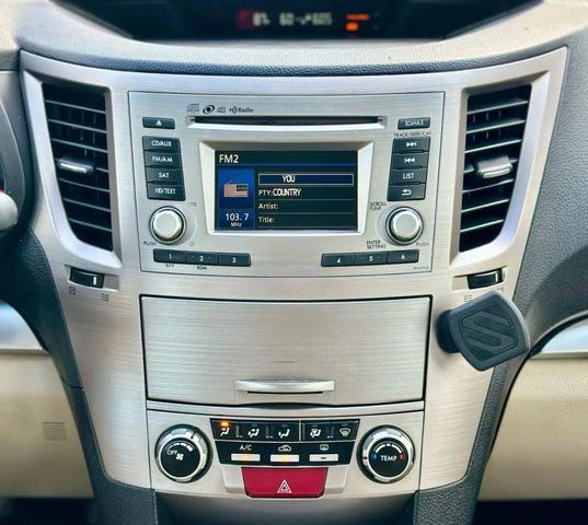 Photo of 2014 Crystal Black Silica Subaru Legacy
