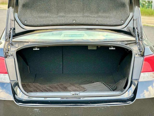 Photo of 2014 Crystal Black Silica Subaru Legacy