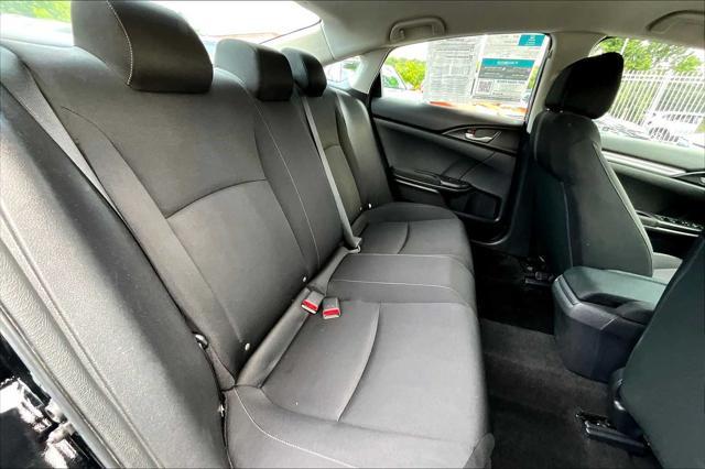 Photo of 2016 Crystal Black Pearl Honda Civic