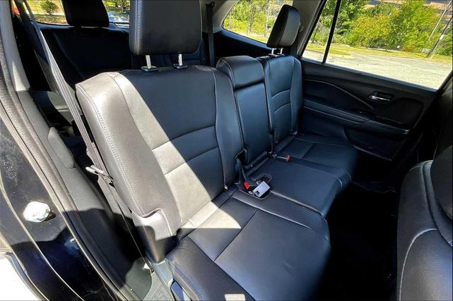Photo of 2021 Crystal Black Pearl Honda Pilot