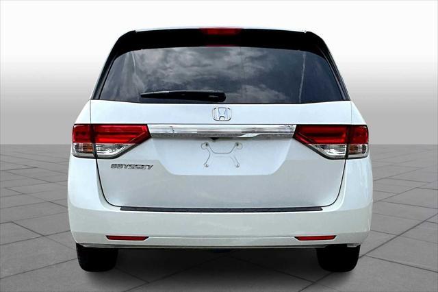 Photo of 2014 White Diamond Pearl Honda Odyssey