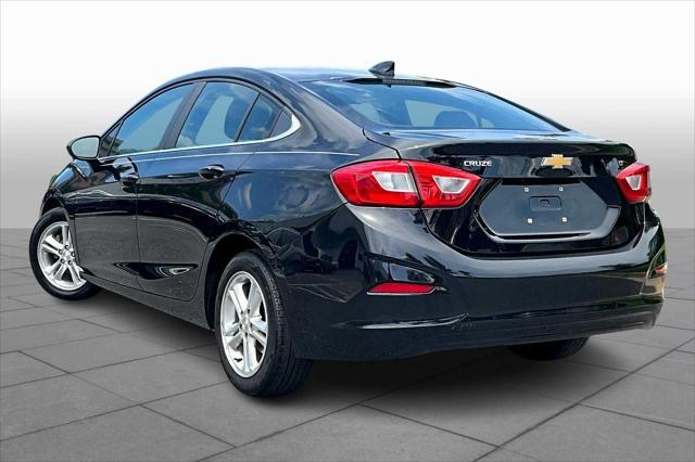 Photo of 2017 Mosaic Black Metallic Chevrolet Cruze
