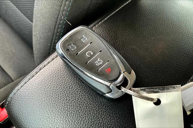 Photo of 2017 Mosaic Black Metallic Chevrolet Cruze