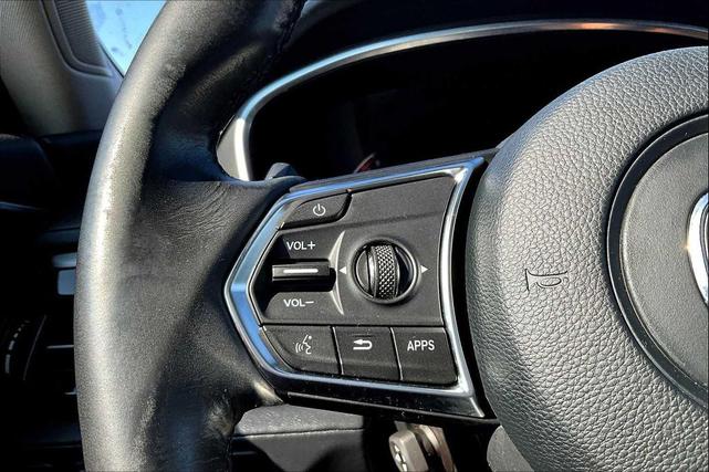 Photo of 2023 Lunar Silver Metallic Acura MDX