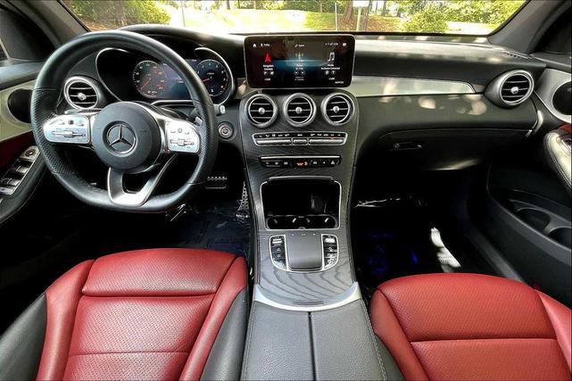 Photo of 2022 MANUFAKTUR Diamond White Metallic Mercedes-Benz GLC 300