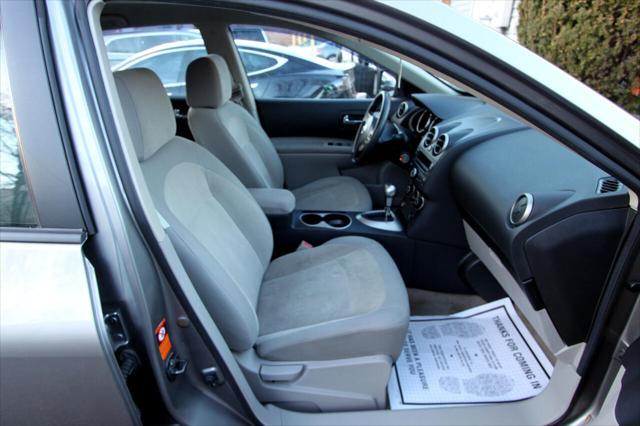 Photo of 2008 GRY Nissan Rogue