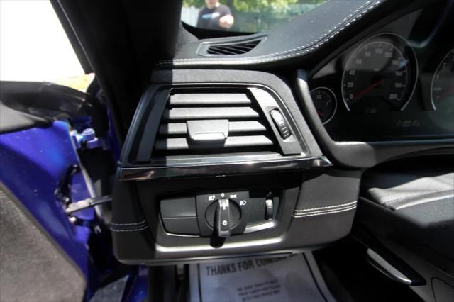 Photo of 2019 Blue BMW M4