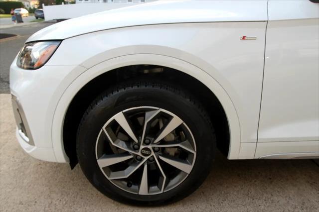Photo of 2024 White Audi Q5