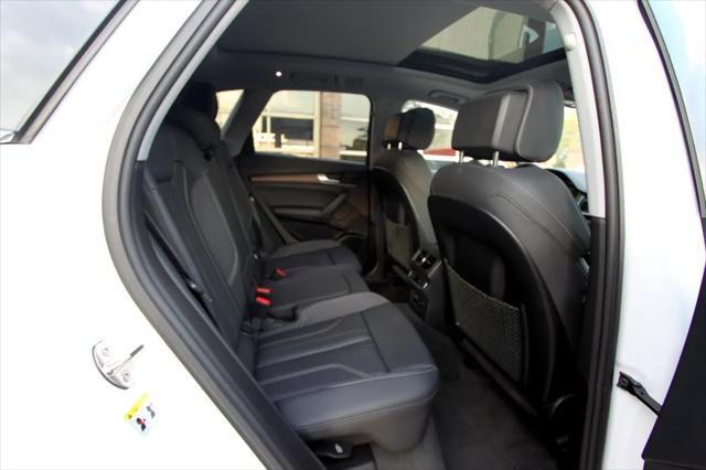Photo of 2024 White Audi Q5