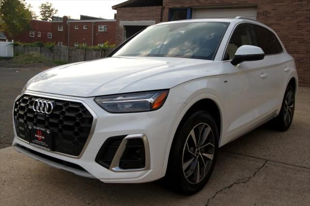 Photo of 2024 White Audi Q5