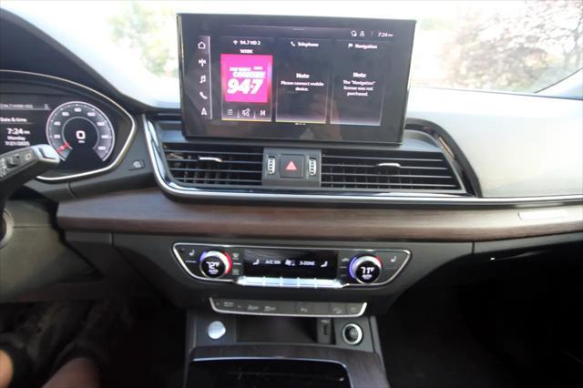 Photo of 2024 White Audi Q5