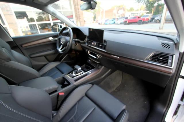 Photo of 2024 White Audi Q5