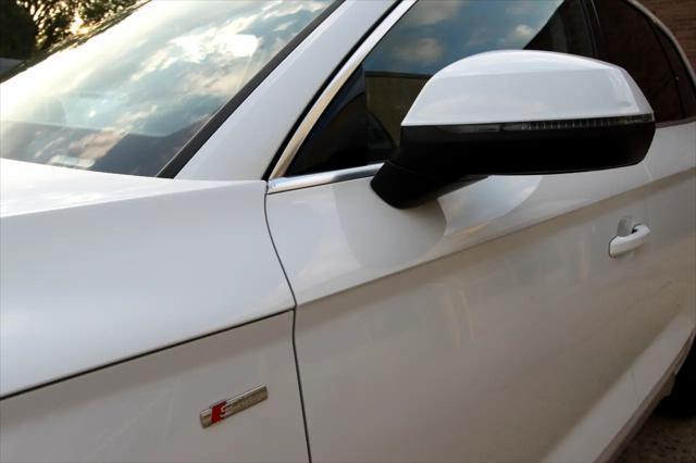 Photo of 2024 White Audi Q5