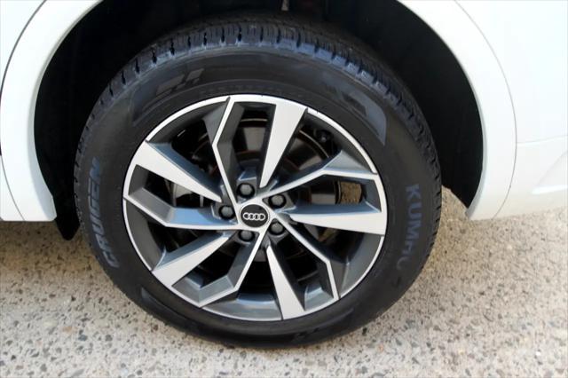 Photo of 2024 White Audi Q5