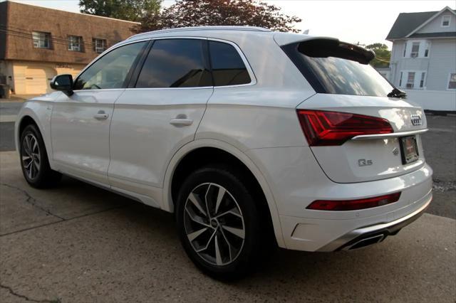 Photo of 2024 White Audi Q5