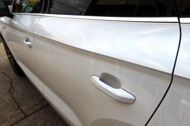 Photo of 2024 White Audi Q5
