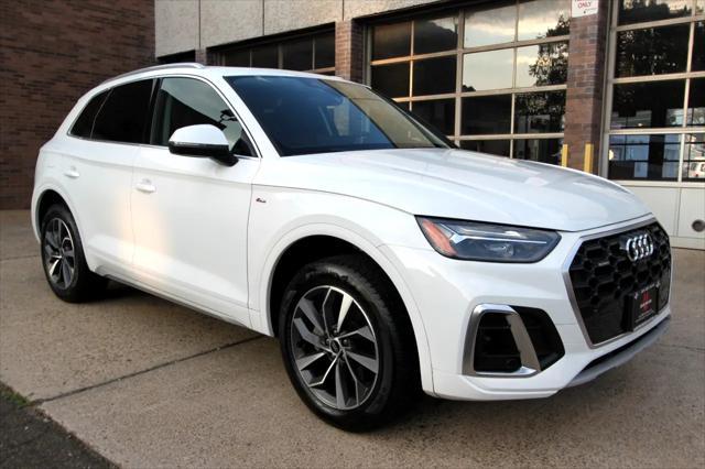 Photo of 2024 White Audi Q5
