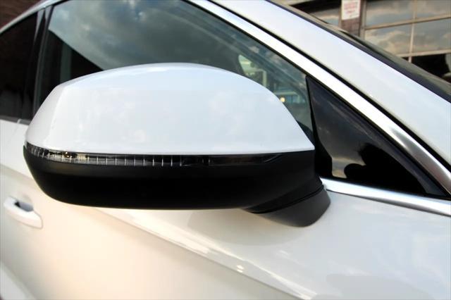 Photo of 2024 White Audi Q5