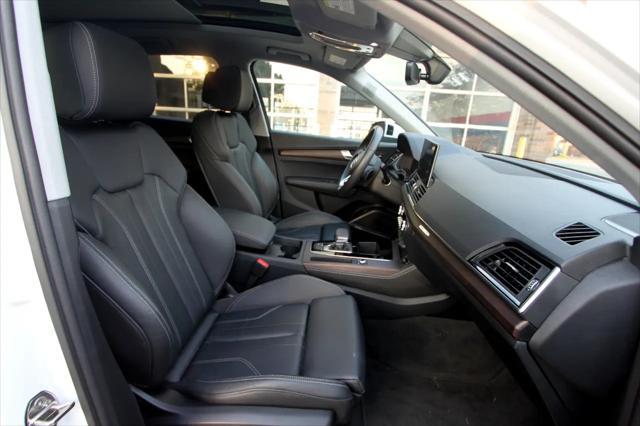 Photo of 2024 White Audi Q5