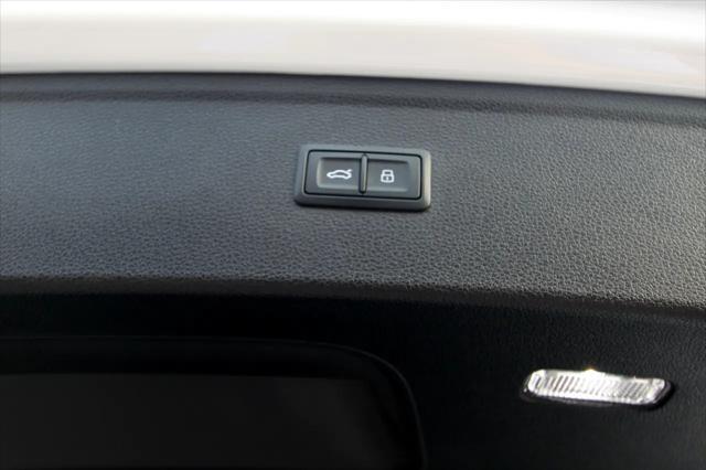 Photo of 2024 White Audi Q5