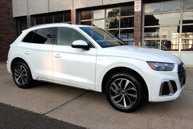 Photo of 2024 White Audi Q5