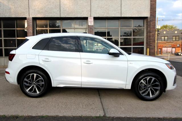 Photo of 2024 White Audi Q5