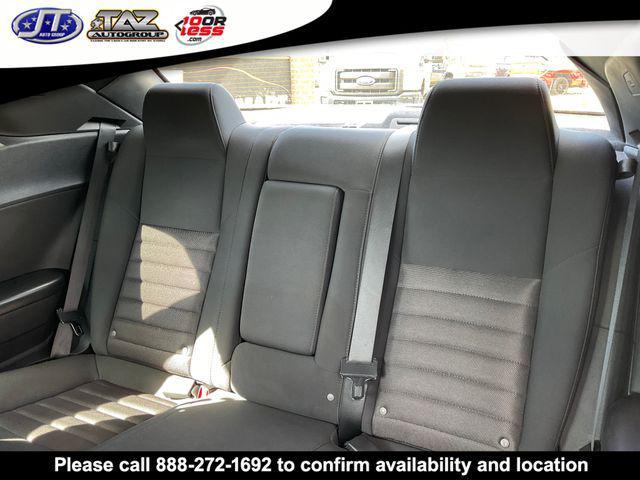 Photo of 2010 Stone White Clearcoat Dodge Challenger