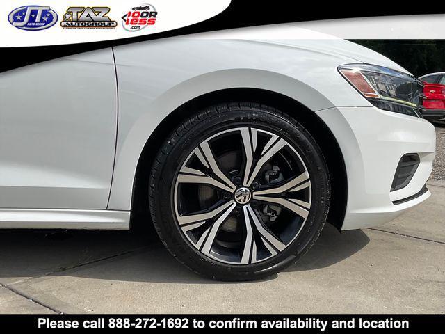 Photo of 2022 Pure White Volkswagen Passat