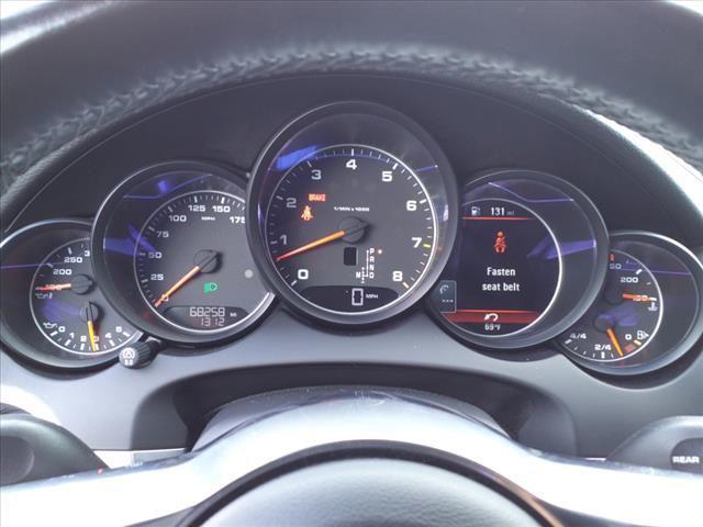 Photo of 2016 Meteor Gray Metallic Porsche Cayenne