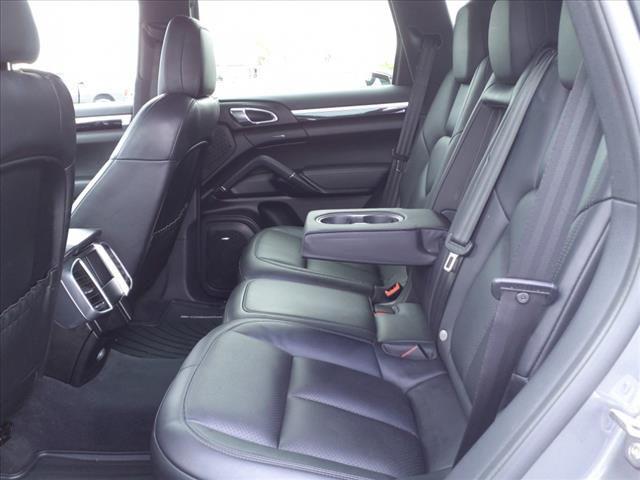 Photo of 2016 Meteor Gray Metallic Porsche Cayenne