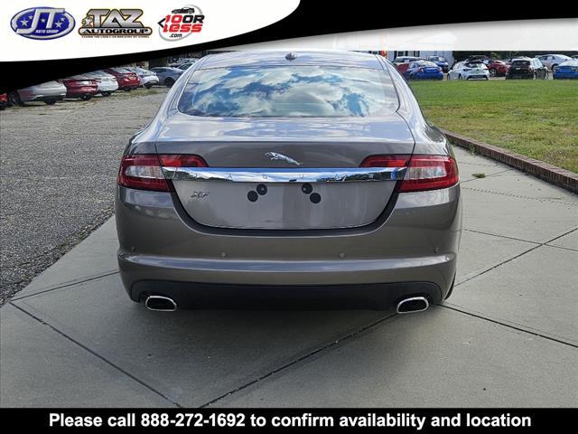 Photo of 2009 Gray Jaguar XF