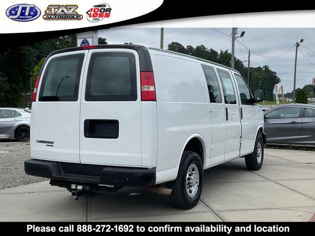 Photo of 2013 Summit White Chevrolet Express 2500