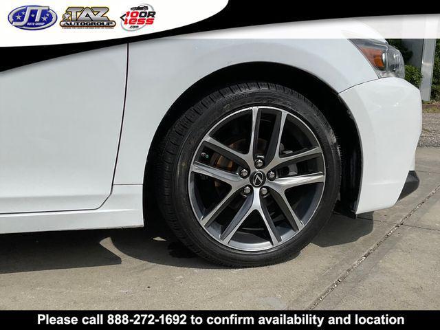 Photo of 2016 White Lexus CT 200h
