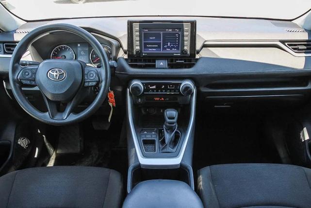 Photo of 2022 Silver Toyota RAV4