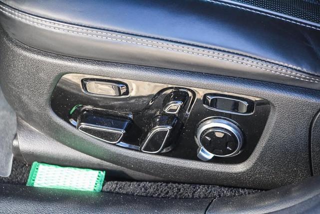 Photo of 2019 Gray Genesis G90