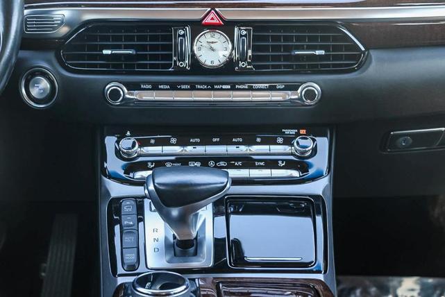 Photo of 2019 Gray Genesis G90