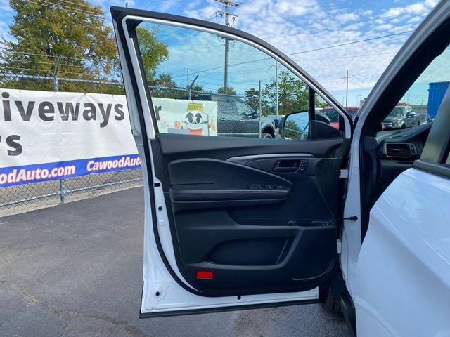 Photo of 2022 Platinum White Pearl Honda Pilot