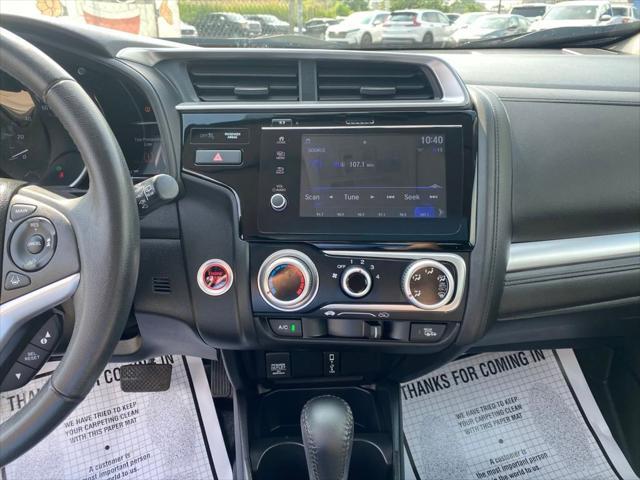 Photo of 2018 Lunar Silver Metallic Honda Fit
