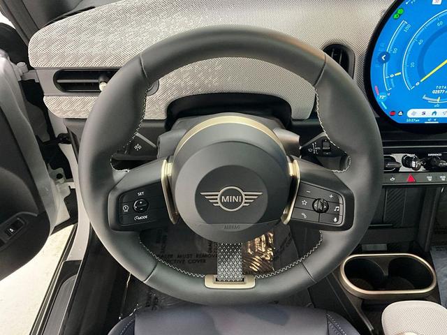 Photo of 2025 Nanuq White Metallic MINI Hardtop