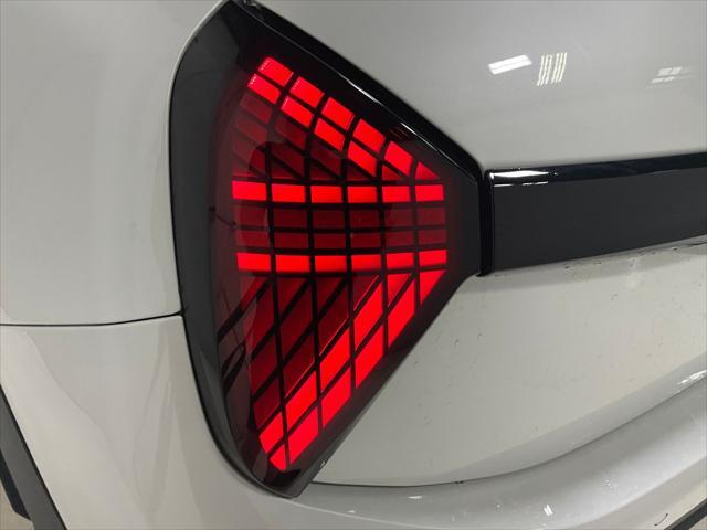 Photo of 2025 White Metallic MINI Hardtop