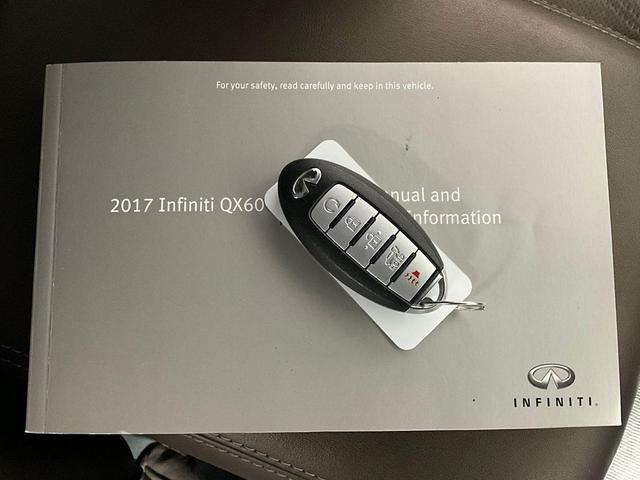 Photo of 2017 Black Obsidian INFINITI QX60