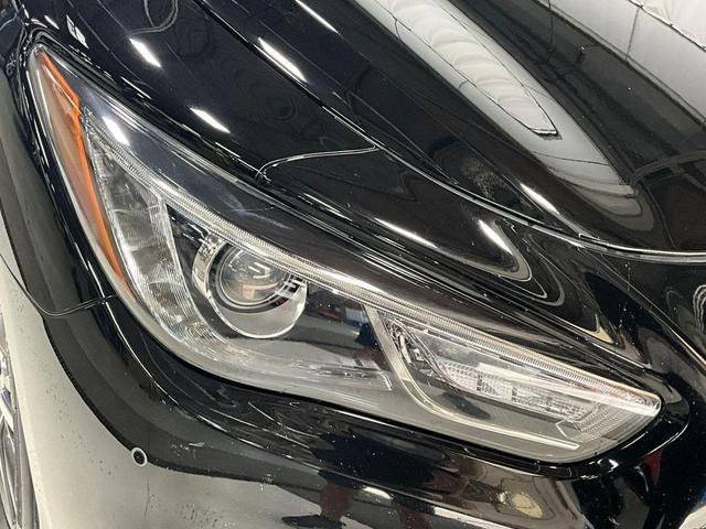 Photo of 2017 Black Obsidian INFINITI QX60