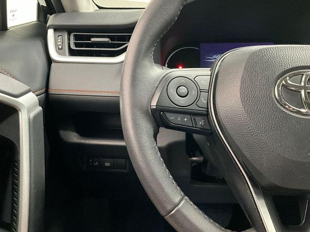 Photo of 2023 Midnight Black Metallic Toyota RAV4