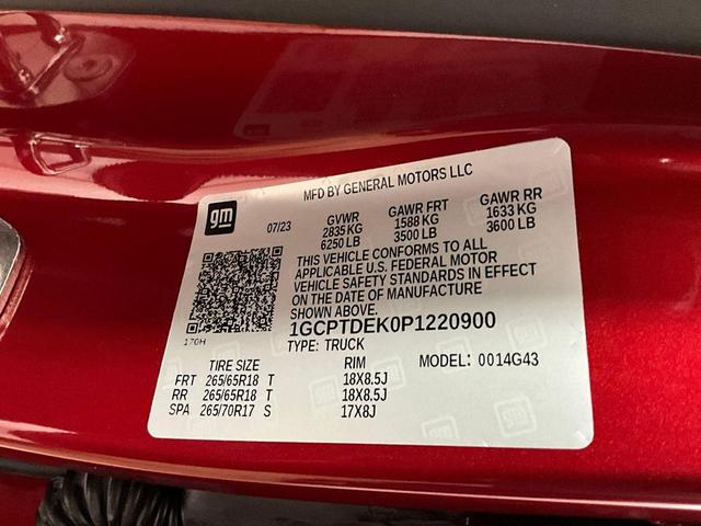 Photo of 2023 Radiant Red Tintcoat Chevrolet Colorado